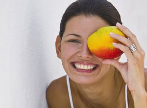 Какая польза манго для организма женщины?