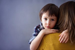 Как помочь ребенку меньше боятся?