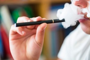 От электронной сигареты действительно нереально бросить курить, почему?