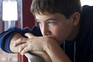 Какие признаки "кричат" о депрессии у современного подростка?