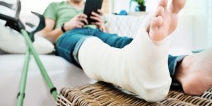 Бывают ли переломы ноги при которых человек может ходить?