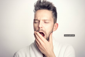 Почему человек может постоянно зевать?