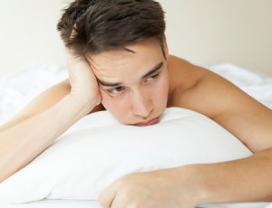 Перед сном работать физически вгоняет в сон или провоцирует бессонницу?