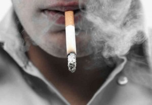 Почему некоторые курят только когда выпьют?