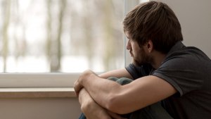 Насколько сильно АИТ влияет на склонность к депрессии?