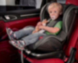 С какого возраста можно возить ребенка на переднем сиденье без бустера?