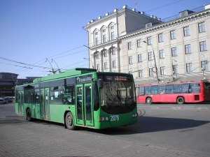 Почему у троллейбусов в РФ нет гос номера?