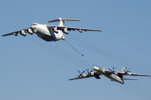 Как решить: Самолёт в полёте, преодолевает 95 метров за каждую секунду?