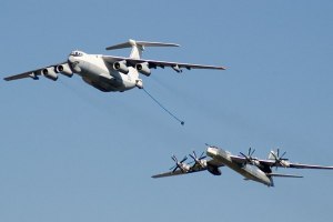 Как решить: Самолёт в полёте преодолевает 202 метра за каждую секунду?