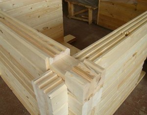 Как решить: Деревянный брус размером 10×10×400 см распилили на пластины?