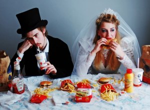 Фотосессия после свадьбы, есть ли смысл?
