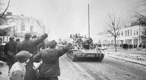 В какую из дат Красная Армия освободила город Вену?