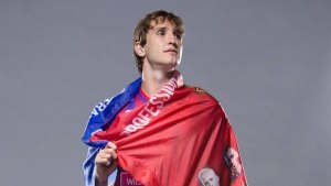 Как изменилось значение слова "вратарь", кого изначально называли вратарём?